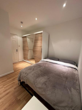 Bangkok Peaceful En-suite 30 min central London